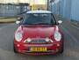 MINI Cooper Mini 1.6 Chili Inruilauto’s tegen vaste prijzen. Voor meer info: 0638140850 Bij de verkoop van gebruikte voertuigen door CD-Cars wordt geen standaard garantie verstrekt. De koper aanvaardt het voertuig in de staat waarin het zich bevindt op het moment van aankoop
