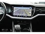 Volkswagen Touareg 3.0 TSi eHybrid 4MOTION R 462pk Pano SoftClose Trekhaak Massage Stoelventilatie Head-up Nachtzicht Puglia