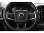 Volvo XC40 1.5 T3 163pk Automaat Momentum Navigatie Apple Carplay/Android Auto Stoelverwarming Parkeersensoren Adaptive Cruise Control Virtual Cockpit LED kop- en mistlampen Draadloos laden Sensus Connect met High Performance Sound