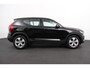 Volvo XC40 1.5 T3 163pk Automaat Momentum Navigatie Apple Carplay/Android Auto Stoelverwarming Parkeersensoren Adaptive Cruise Control Virtual Cockpit LED kop- en mistlampen Draadloos laden Sensus Connect met High Performance Sound