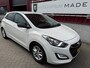 Hyundai i30 1.6 GDI Go! // Clima // PDC // Cruise C // Navi