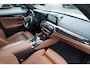 BMW 5-Serie Touring 530i xDrive High Executive | M-pakket | Head up Display | 360 cam | Memory | Park Assist | Adaptieve cruise |