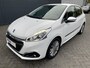 Peugeot 208 82pk Allure (Camera - Automatische Airco - Apple Carplay - Navigatie - Parkeersensoren - Lichtmetalen velgen incl 4S)