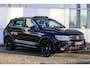Volkswagen Tiguan 1.5 TSI 150pk DSG ACT Highline Business R | Panoramadak | Trekhaak | Achteruitrijcamera