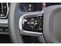 Volvo V60 T6 Recharge AWD Plus Dark - Panorama/schuifdak - IntelliSafe Assist & Surround - 360º Camera - Harman/Kardon audio - Verwarmde voorstoelen, stuur & achterbank - Parkeersensoren voor & achter - Elektr. bedienb. voorstoelen met geheugen - Elektr. inklapbare trekhaak - 18' LMV