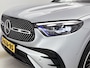 Mercedes-Benz GLC 300 e 4MATIC AMG Line Inclusief 24 maanden MB Certified garantie voor Europa.