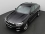 BMW X4 xDrive20i High Executive 184PK Aut8 M-Sport, Trekhaak, Memorystoel, Stoelverwarming, Adaptieve Cruise Controle, Head-Up Display, Keyless, Elektr. Achterklep, 18" LM Velgen