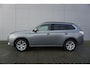 Mitsubishi Outlander 2.0 PHEV Instyle SCHADE RECHTS / AUTOMAAT / Climate / Navi / Cruise / Camera / Pano / Trekhaak / NAP