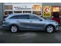Kia Ceed Sportswagon 1.5 T-GDi DynamicPlusLine O.a: Afn. Haak, PDC, Camera, Stoel+Stuurverw, Keyless, Etc. All-in prijs!