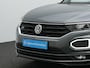 Volkswagen T-Roc 1.5 TSI 150 pk DSG R-Line | Trekhaak | Leder | Achteruitrijcamera | Navigatie | Stoelverwarming | Adaptive Cruise