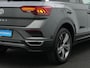 Volkswagen T-Roc 1.5 TSI 150 pk DSG R-Line | Trekhaak | Leder | Achteruitrijcamera | Navigatie | Stoelverwarming | Adaptive Cruise