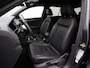Volkswagen T-Roc 1.5 TSI 150 pk DSG R-Line | Trekhaak | Leder | Achteruitrijcamera | Navigatie | Stoelverwarming | Adaptive Cruise