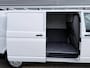 Volkswagen Transporter 2.0 TDI L2H1 Imperiaal Airco/ Cruise/ Carplay/ PDC/ Trekhaak/ 3 zits/
