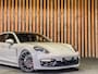 Porsche Panamera 2.9 4 E-Hybrid | KRIJT GRIJS | SPORT CHRONO | VIERWIELBESTURING | CARBON | PANO | ALCANTARA | FULL OPTIONS |