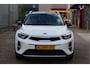 Kia Stonic 1.0 T-GDi DynamicPlusLine O.a: Haak, PDC, Camera, Carplay, Clima, Navi, Etc. All-in prijs!
