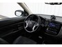 Mitsubishi Outlander 2.0 PHEV Executive Edition | Cruise control | Navigatie | Stoelverwarming | DAB radio | Climate control | Trekhaak | Parkeercamera |