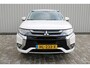 Mitsubishi Outlander 2.0 PHEV Executive Edition | Cruise control | Navigatie | Stoelverwarming | DAB radio | Climate control | Trekhaak | Parkeercamera |