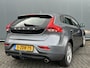Volvo V40 BJR 2014 2.0 D4 191PK Momentum Business AIRCO ECC | CRUISE | LM VELGEN | CENTR.VERGR. | TREKHAAK | NAVI