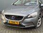 Volvo V40 BJR 2014 2.0 D4 191PK Momentum Business AIRCO ECC | CRUISE | LM VELGEN | CENTR.VERGR. | TREKHAAK | NAVI