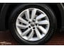 Volkswagen T-Cross 1.0 TSI Life, Navi, Pdc voor + achter + Camera, Cruise, Airco, App connect, Donker glas