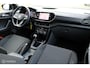 Volkswagen T-Cross 1.0 TSI Life, Navi, Pdc voor + achter + Camera, Cruise, Airco, App connect, Donker glas