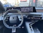 Peugeot 3008 136pk Hybrid GT First Edition (Camera - Elektrische klep - Keyless Entry Stoel-/-stuurwielverwarming - Parkeersensoren V+A - Adaptieve Cruise Controle - LED Matrix)