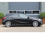Mercedes-Benz A-klasse A200 AMG Line | Keyless | Distronic Plus | LED | CarPlay Android | | Camera | Airco | Bluetooth | Dodehoek assistent | Navi | LMV18'' Zeer nette auto
