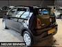 Volkswagen Up! 1.0. Airco. DAB. Rijstrooksensor. NAP