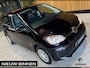 Volkswagen Up! 1.0. Airco. DAB. Rijstrooksensor. NAP