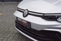 Volkswagen Golf R-Line black1.5 TSI DSG 150pk/ Panodak /19 Inch LM/ IQ LED / App-Connect/Camera/Navi