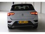 Volkswagen T-Roc 1.5 TSI Style Navigatie | Inklapbare spiegels | Climate Control | Privacy Glass