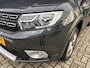 Dacia Sandero Stepway 90pk Bi-Fuel | Navigatie | Parkeercamera | Cruise control | Parkeersensoren | Airco | All-season banden |