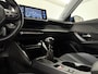 Peugeot 2008 PureTech Allure | 360° Camera | Carplay | Virtual | Trekh. | Cruise | Parkeersens. | NAP
