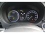 Mitsubishi Outlander 2.0 PHEV Business Edition X-Line | Incl. 12 maanden garantie | Trekhaak | Cruise control | Climate control | Parkeersensoren | Achteruitrijcamera | Bluetooth | Airco | Navigatie | Lichtmetalen velgen
