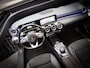 Mercedes-Benz A-klasse 250 e Business Solution AMG Limited (SFEERVERLICHTING, APPLE CARPLAY/ANDROID AUTO, MEMORY, STOELVERWARMING)
