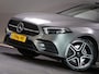 Mercedes-Benz A-klasse 250 e Business Solution AMG Limited (SFEERVERLICHTING, APPLE CARPLAY/ANDROID AUTO, MEMORY, STOELVERWARMING)