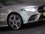 Mercedes-Benz A-klasse 250 e Business Solution AMG Limited (SFEERVERLICHTING, APPLE CARPLAY/ANDROID AUTO, MEMORY, STOELVERWARMING)