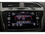 Volkswagen Tiguan R-Line Business 1.5 TSI 150pk DSG Automaat Trekhaak, Adaptive cruise control, Achteruitrijcamera, Elektrische achterklep, LED matrix koplampen