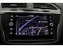 Volkswagen Tiguan R-Line Business 1.5 TSI 150pk DSG Automaat Trekhaak, Adaptive cruise control, Achteruitrijcamera, Elektrische achterklep, LED matrix koplampen
