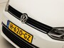 Volkswagen Polo 1.0 Luxury Sportline (SCHERM, CLIMATE, CRUISE, STOELVERWARMING, SPORTSTOELEN, LM VELGEN, PARKEERSENSOREN, GETINT GLAS, NIEUWE APK, NIEUWSTAAT)