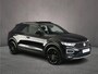 Volkswagen T-Roc Sport 1.5 TSI 150pk DSG Automaat Trekhaak, Panoramadak, Adaptive cruise control, Black Style, Achteruitrijcamera, Elektrische achterklep