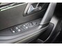 Peugeot 208 1.2 100PK GT | NAVIGATIE | KEYLESS ENTRY/START | APPLE CARPLAY/ANDROID AUTO | LICHTMETALEN VELGEN 17" | 3-D INSTRUMENTENPANEEL | DAB+ RADIO | DODEHOEK DETECTIE | CRUISE CONTROL | LANE ASSIST | CLIMATE CONTROL | ZWART DAK |