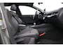 Audi A4 Avant 40 TFSI S edition Competition | Panoramadak | Trekhaak | Zwart optiek | Stoelverwarming | Navigatie | Sfeerverlichting | 18 inch