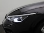 Volkswagen Golf 1.5 eTSI R-Line Business | AUTOMAAT | PANORAMADAK | STOELVERWARMING | STUURWIELVERWARNING | ACHTERUITRIJCAMERA | DODEHOEK DETECTIE |