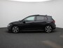 Volkswagen Golf 1.5 eTSI R-Line Business | AUTOMAAT | PANORAMADAK | STOELVERWARMING | STUURWIELVERWARNING | ACHTERUITRIJCAMERA | DODEHOEK DETECTIE |