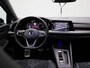 Volkswagen Golf 1.5 eTSI R-Line Business | AUTOMAAT | PANORAMADAK | STOELVERWARMING | STUURWIELVERWARNING | ACHTERUITRIJCAMERA | DODEHOEK DETECTIE |