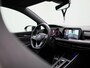 Volkswagen Golf 1.5 eTSI R-Line Business | AUTOMAAT | PANORAMADAK | STOELVERWARMING | STUURWIELVERWARNING | ACHTERUITRIJCAMERA | DODEHOEK DETECTIE |