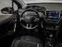 Peugeot 2008 1.2 PureTech Allure Sport (APPLE CARPLAY,NAVI,LED,CAMERA,LEDER,GETINT,CRUISE,CLIMATE,SPORTSTOELEN,LM VELGEN)