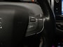 Peugeot 2008 1.2 PureTech Allure Sport (APPLE CARPLAY,NAVI,LED,CAMERA,LEDER,GETINT,CRUISE,CLIMATE,SPORTSTOELEN,LM VELGEN)