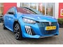 Peugeot 208 1.2 100PK GT | PANORAMA DAK | KEYLESS ENTRY/START | DRAADLOZE APPLE CARPLAY/ANDROID AUTO | CAMERA VOOR + ACHTER | DRAADLOZE TELEFOONLADER | 17" LICHTEMTALEN VELGEN | FULL LED KOPLAMPEN | DODEHOEK DETECTIE | PARKEERSENSOREN VOOR + ACHTER | CRUISE CONTROL | CLIMATE CONTROL |
